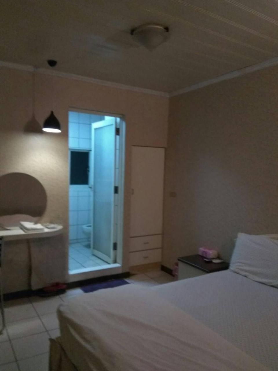 Hua Bin Hotel Yilan Exterior foto
